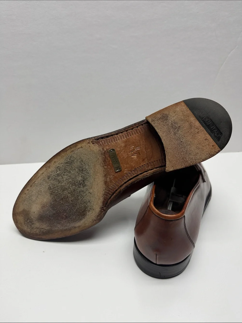 Gucci Men's Classic Brown Leather Penny Loafers